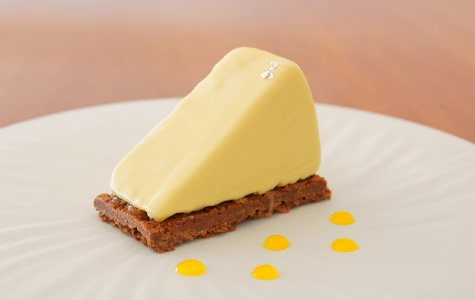 瀬戸内レモンとホワイトチョコレートのガトー